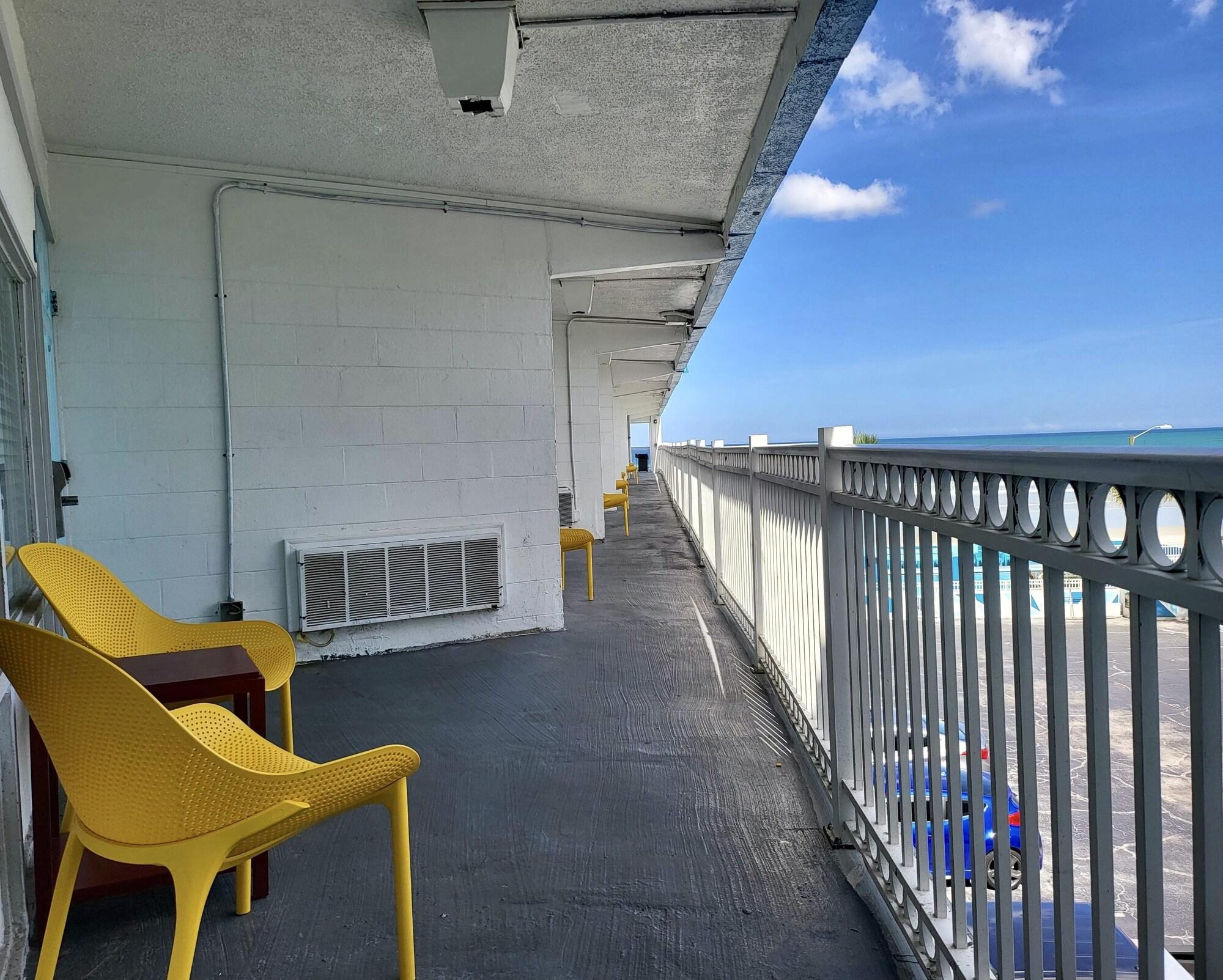 Chateau Mar Beach Resort Ormond Beach Exterior foto